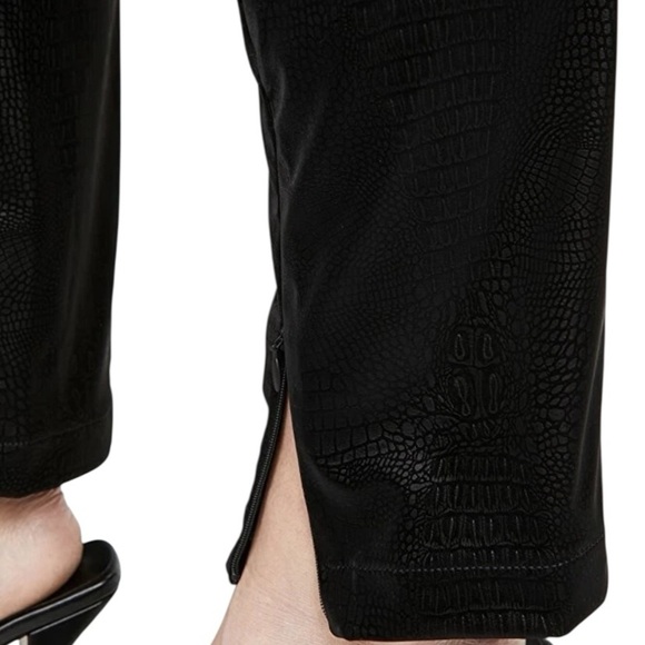 Good American The Croc Exec Black High Waist Faux Leather
Pants SZ 4 - Picture 5 of 16